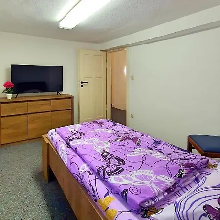 Zur Krone - 2 Holiday home *